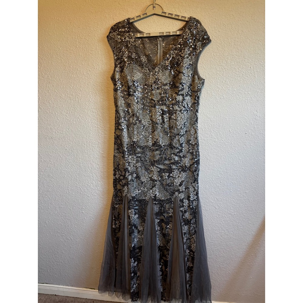 Alex Evenings Gray Sequin Lace Godet Gown V-Neck Formal Dress Size 16